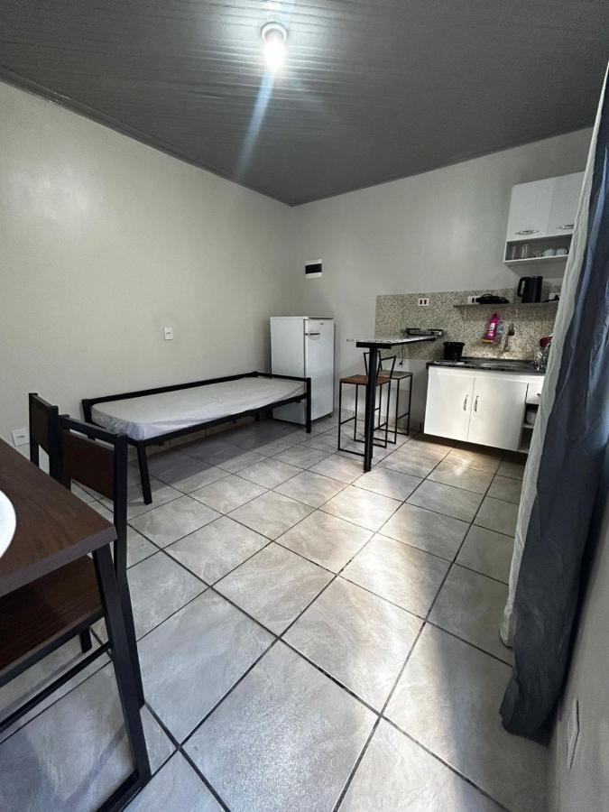 Apto 7 novo, próximo shopping completo - B&B