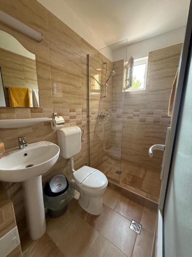 Deluxe Kamer (2 Volwassenen + 1 Kind)