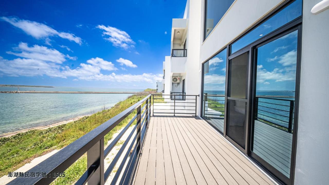 Quadruple Room with Terrace