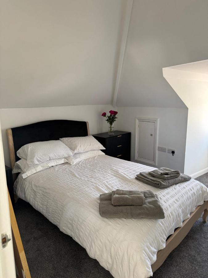 Luxury Three Bedroom Duplex Apartment Torquay Marina - Bed and Breakfast Torquay