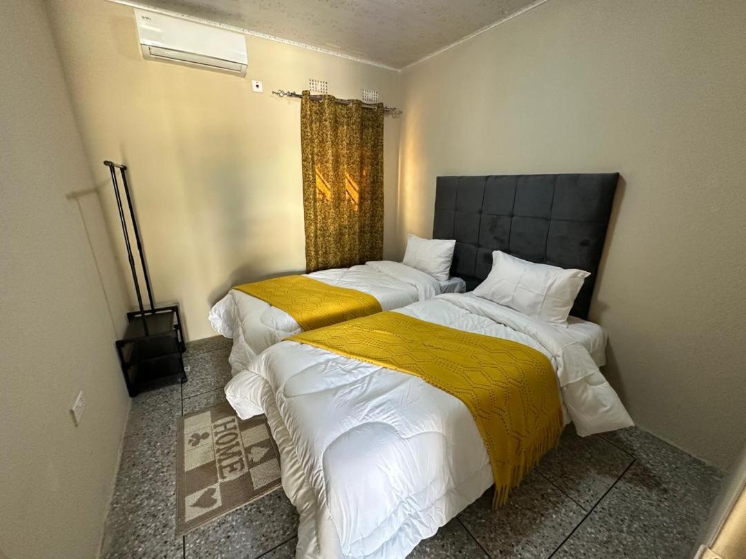 EK Apartments-1 - Bed and Breakfast Lusaka