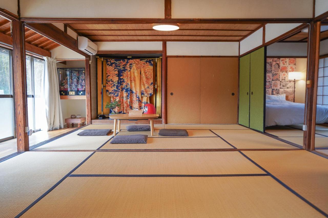 Remote Island MUJI Style Oceanfront Sauna Art injima naosima setouchi Private lodging - B&B