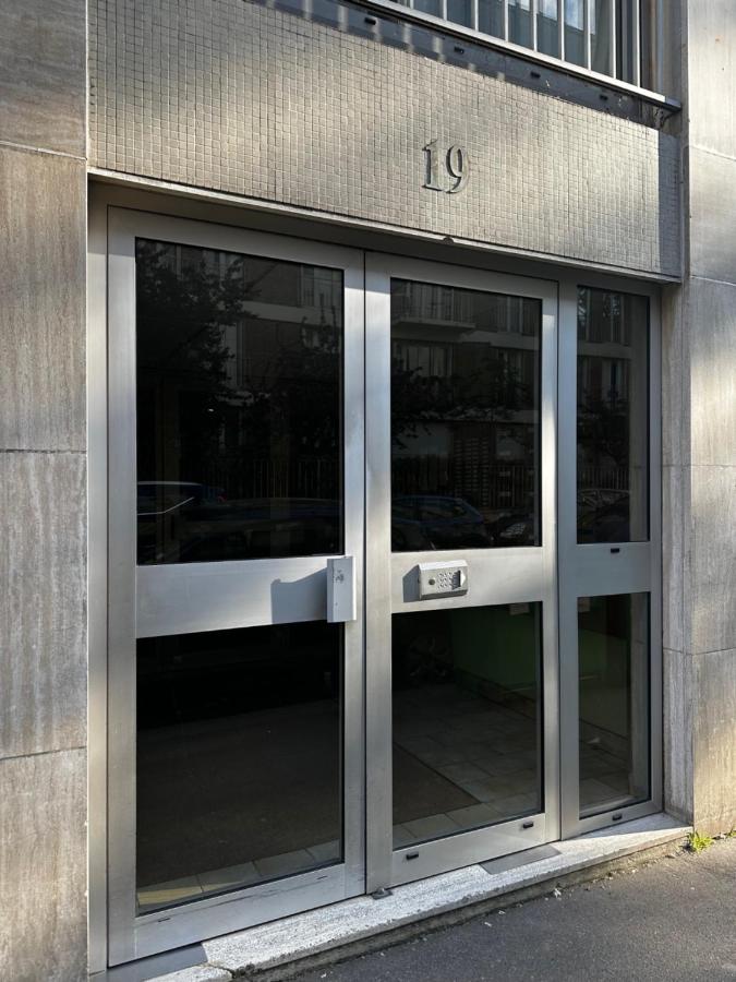 New Apartment in Paris center metro 7 & 14 Maison Blanche - B&B Paris