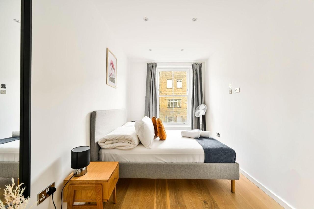 Modern 2 Bedroom Apartment - B&B