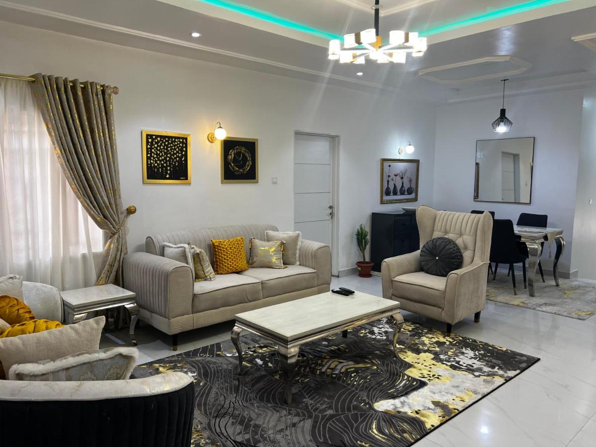 Love& Peace - B&B Abuja