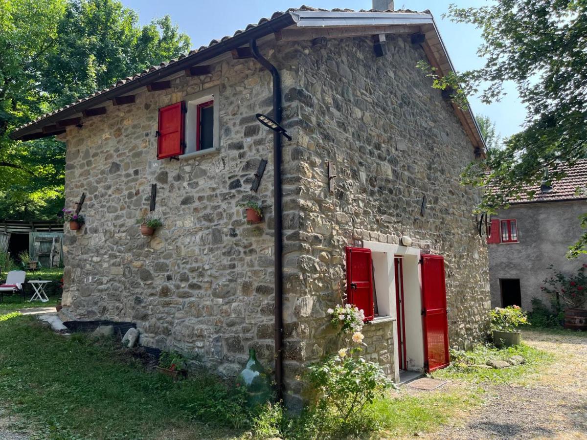 Agriturismo antico mulino sul Dolo - La vecchia casa in sasso - Chambres d’hôtes Montefiorino