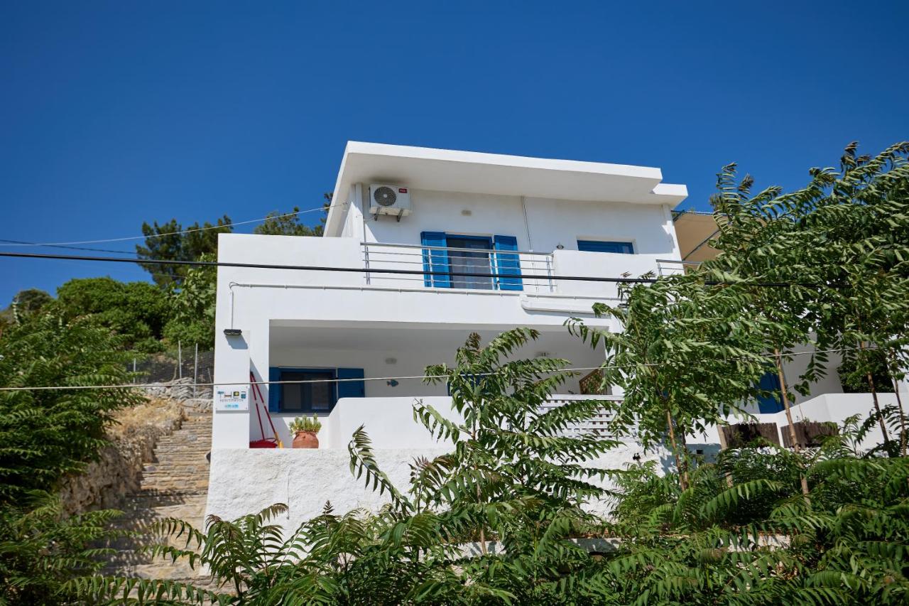 Thea Apartment 3 - B&B Emporeiós