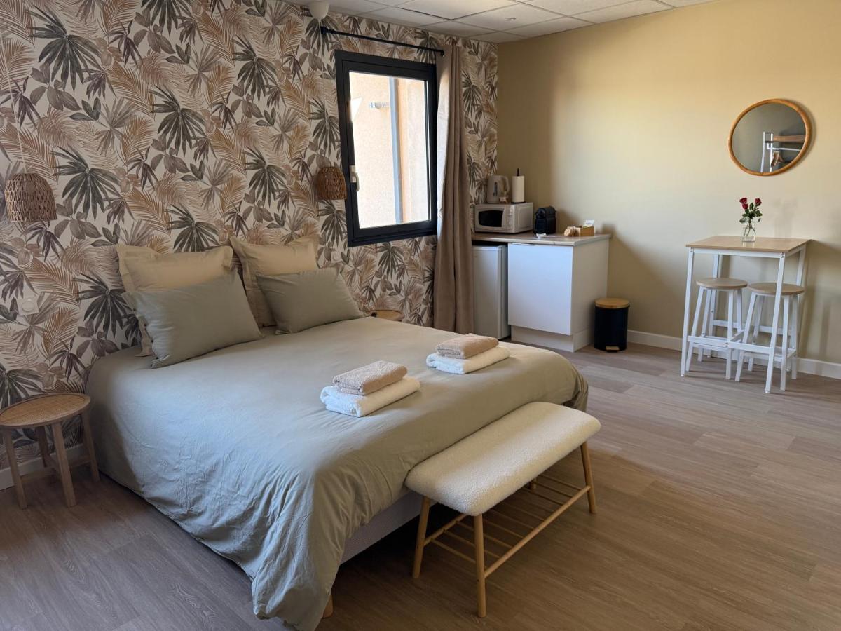 Suite du Spa 3 - Parking Privé Gratuit - B&B