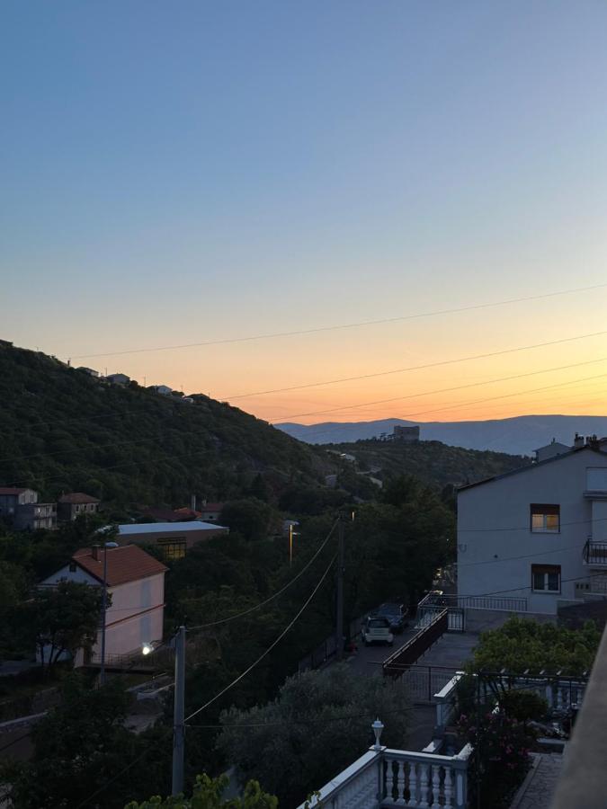 Apartman Paulina 2 - B&B Senj
