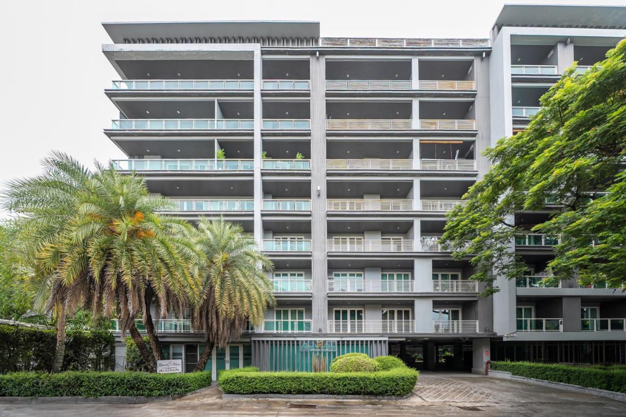 Modern Style 1BR / Large balcony at Nimman - B&B