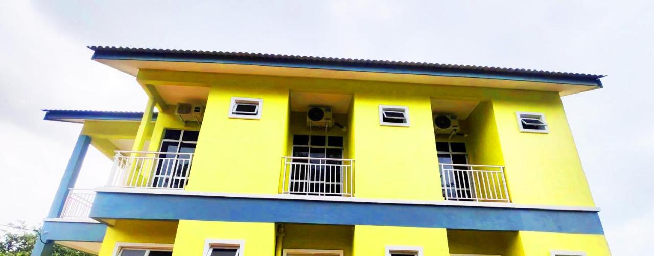 Crystal Beach Inn Terengganu - B&B Kampung Balai Maras