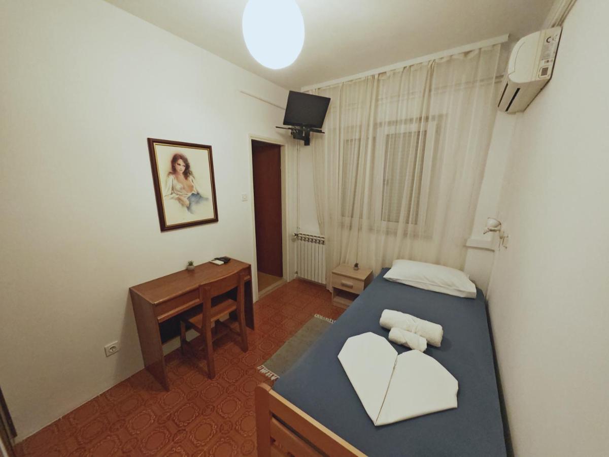 Camera Singola con Bagno