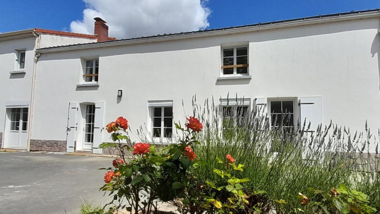 Gîte Ô Pré'Vert - Ferienwohnung Le Poiré-sur-Vie