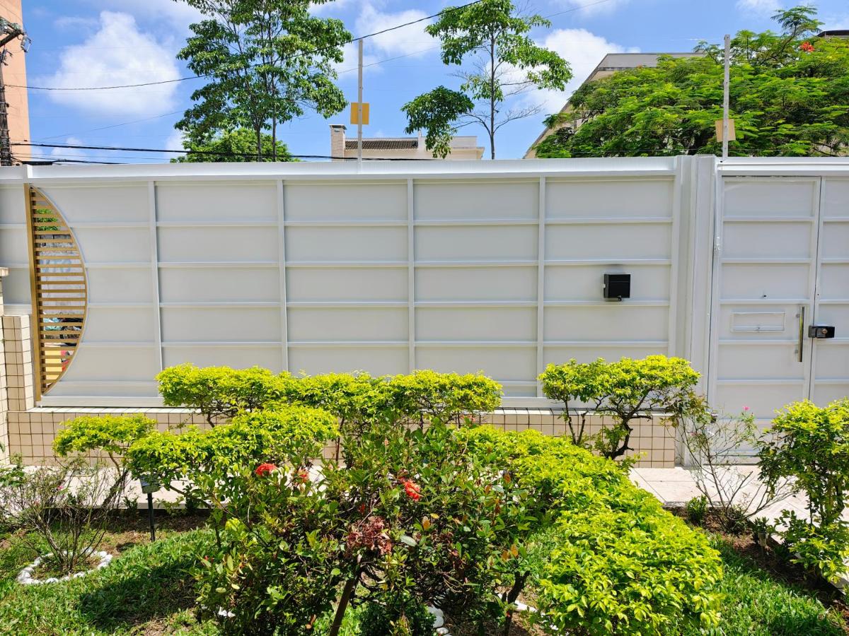 L'Harmonie 5 suítes, salão jogos, piscina, churrasqueira, amplo terraço - Chambres d'hôtes Guarujá