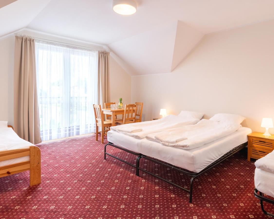Economy Quadruple Room