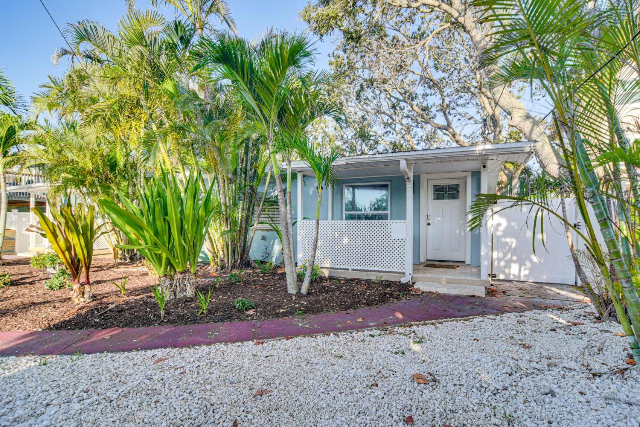 Indian Rocks Beach Retreat, Walk to Gulf and Beaches - B&B Clearwater Beach