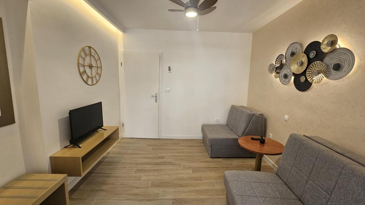 Apartment mit Balkon