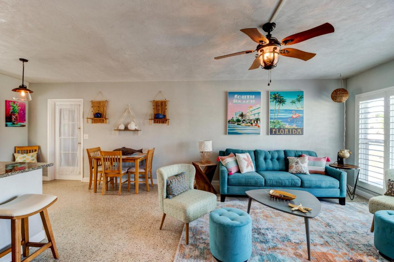 Blowfish Bungalow-Cowboy Pool FirePit Ping Pong - B&B Daytona Beach