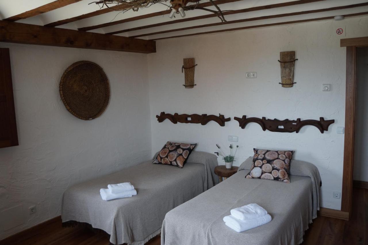 Chambre Triple avec Salle de Bains Commune