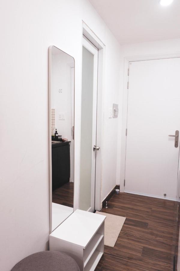 One-Bedroom Apartment with Terrace