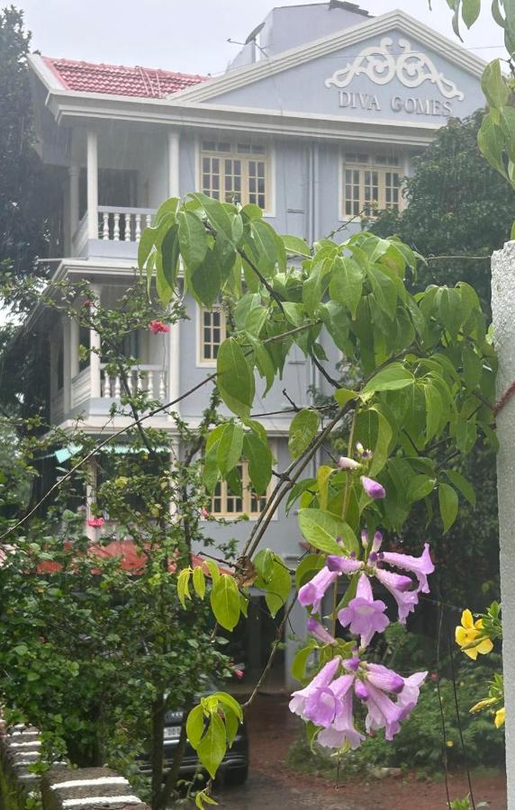 Diva Gomes Guest House - B&B Nuvem