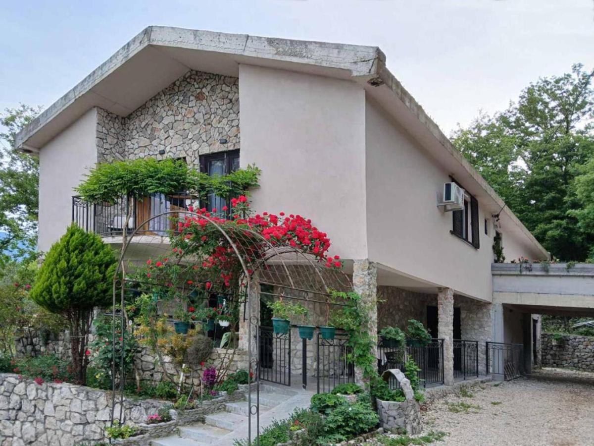 Dado - B&B