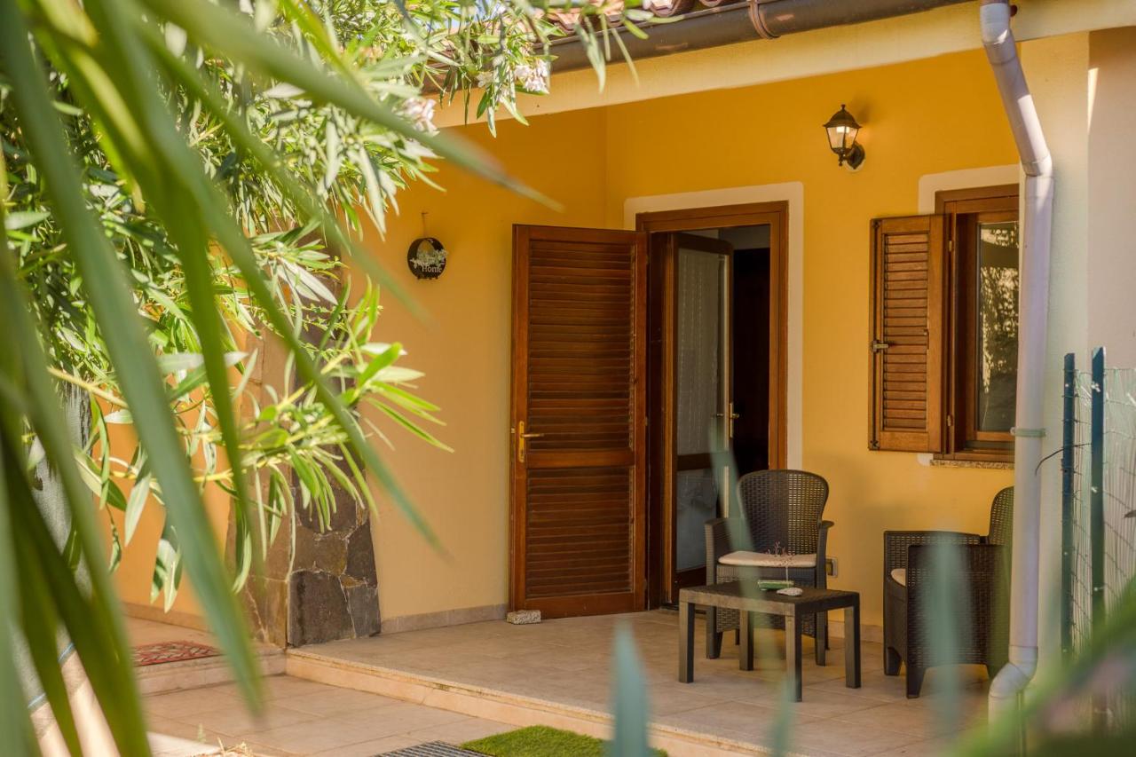 VILLETTA ESCLUSIVA CON GIARDINO, San Teodoro Paradiso Terrestre - Ferienwohnung San Teodoro