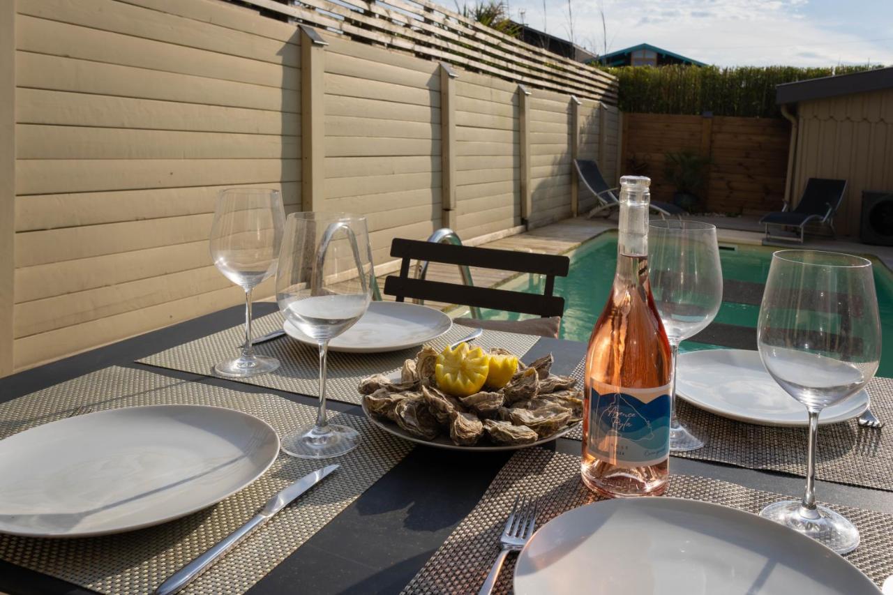 Superbe maison lumineuse, au calme avec piscine - Bed and Breakfast La Teste-de-Buch