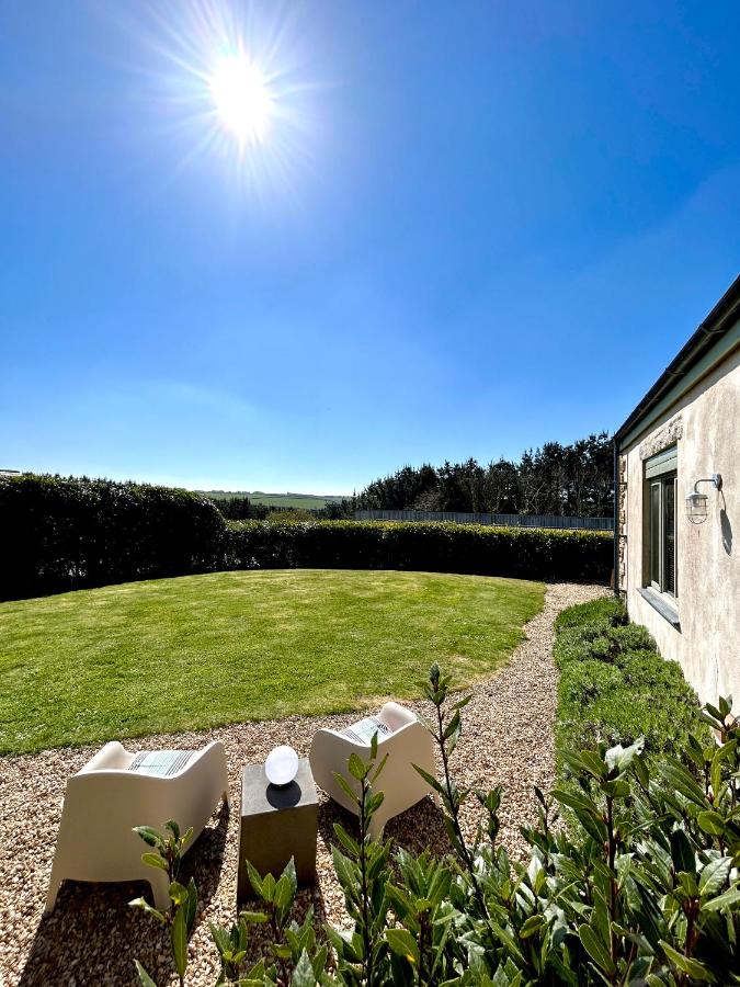 Merlin Farm Cottages short walk to Mawgan Porth Beach and central location in Cornwall - B&B