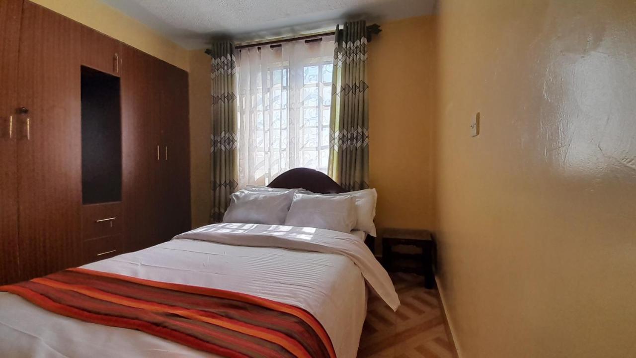 The Oak Apartment-1 Bedroom Naivasha - B&B