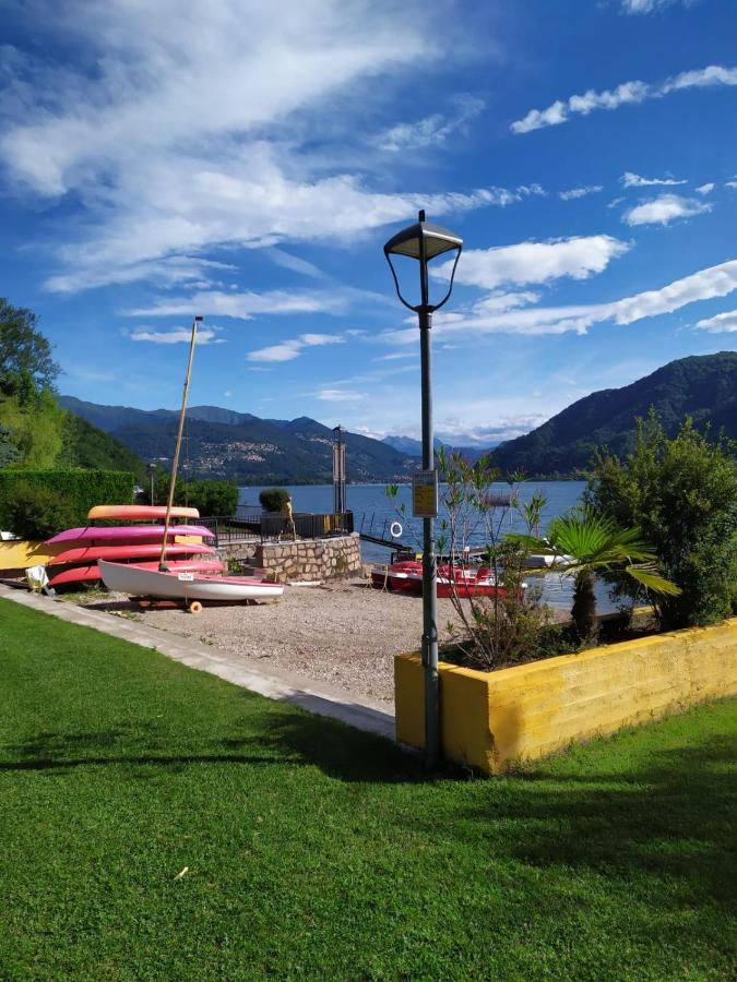 Vintage Lake Flat 20m from Lake Lugano - Ferienwohnung Brusimpiano