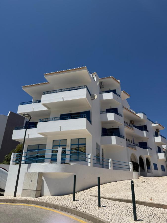 Apartment mit 2 Schlafzimmern und eingeschränktem Meerblick