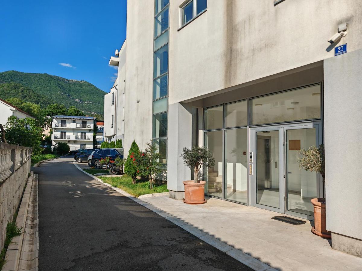 Casa Nest Tivat - B&B