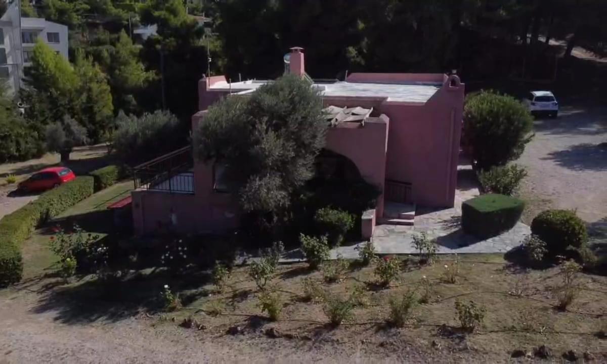 LandEscape Villa facing the Evian Gulf, Attica - B&B
