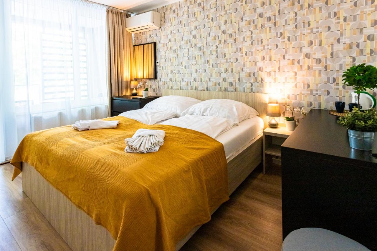 Chambre Double - Vue sur Jardin