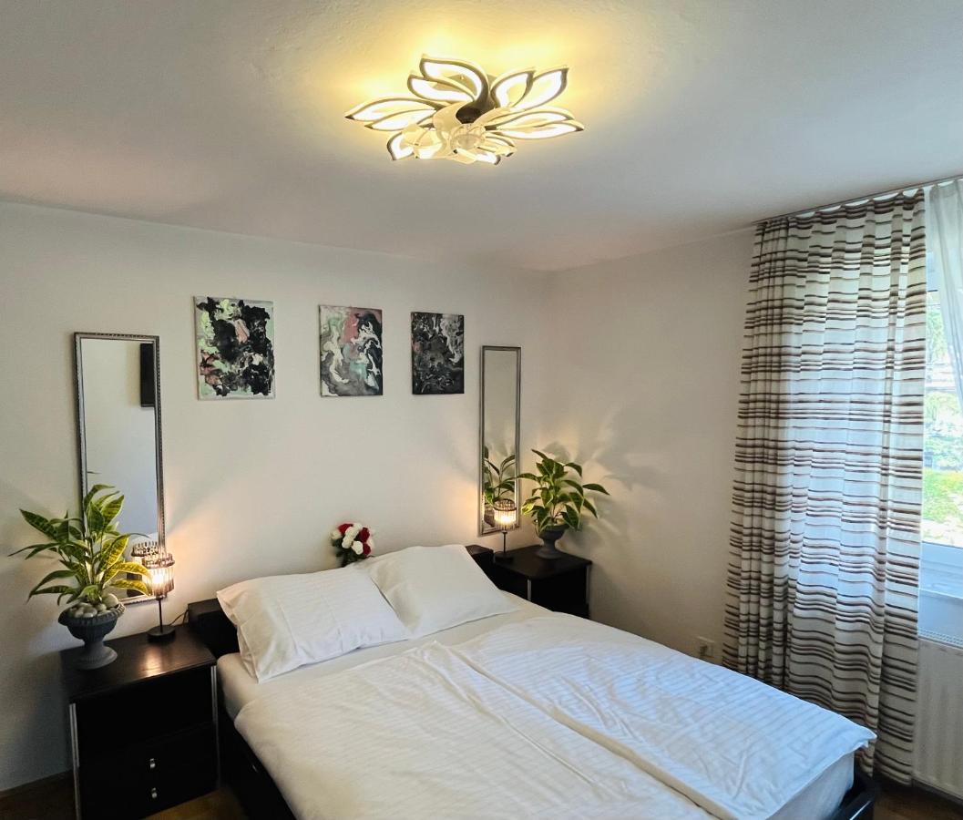 One-Bedroom Apartment with Terrace