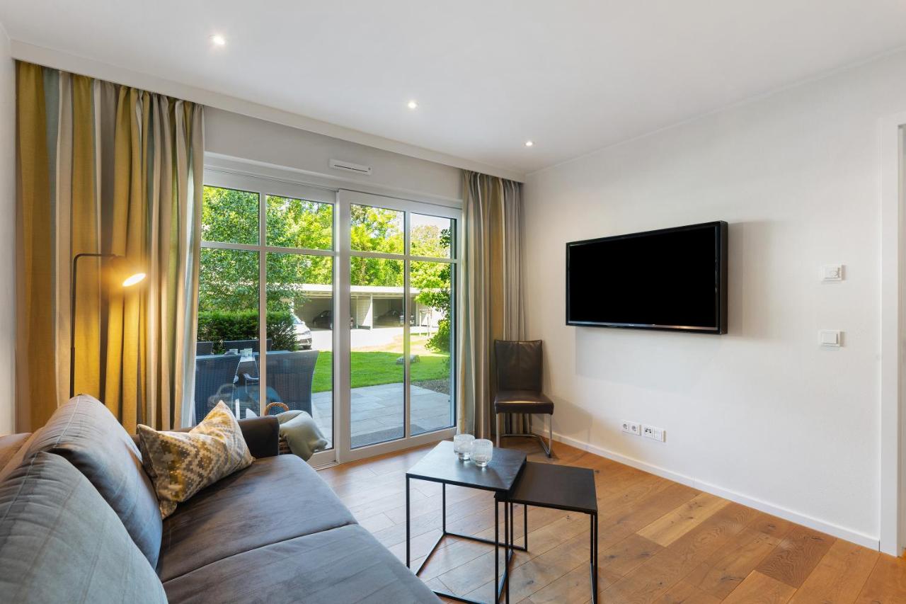 Superior One-Bedroom Apartment