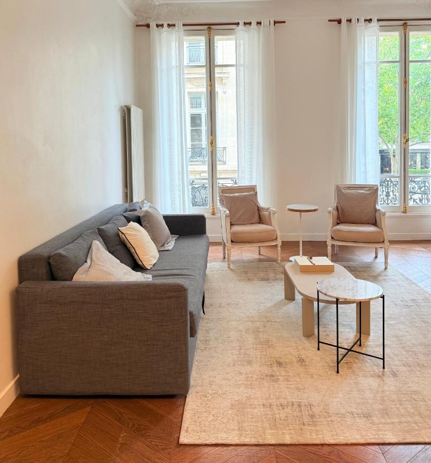 Central Champs Élysée - High Luxury 2 Bedroom Apartment - Chambres d’hôtes Paris