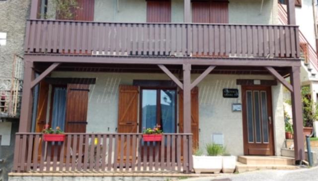 Appartement T2 40 m2 Henri IV Centre-ville,1 chambre parking et balcon - B&B Aix-les-Bains