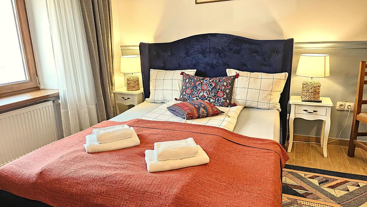 Studio with Sofa Bed