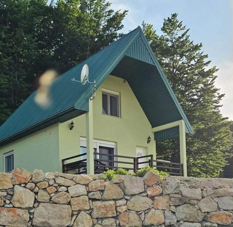 Dream House Brezna - Ferienwohnung Plužine