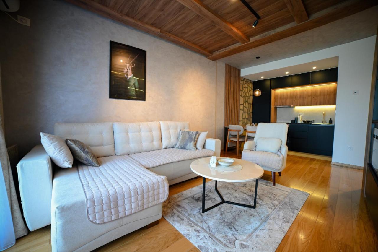 Royal Lux Apartman 618 - Ferienwohnung Zlatibor