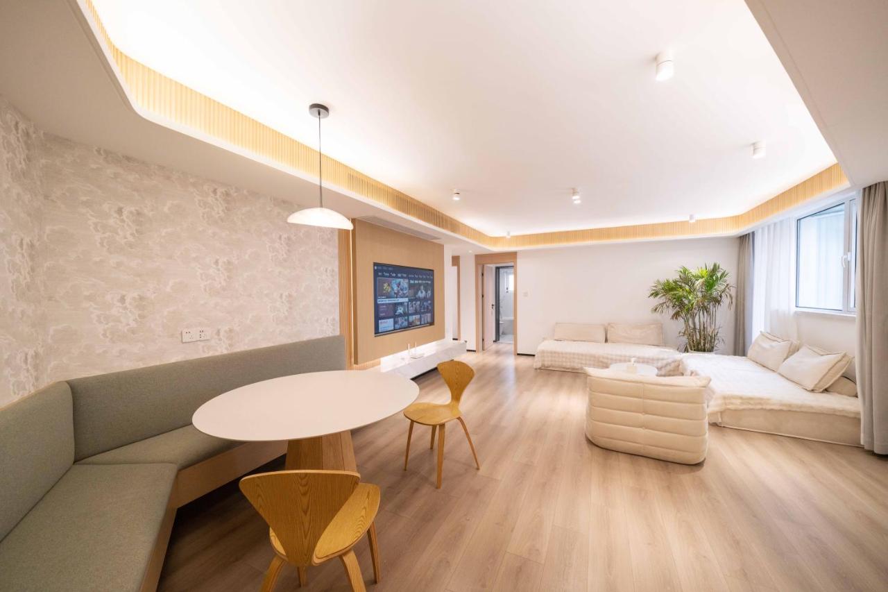 ZHome-Modern 3 bedrooms apartment - near NanJing Road - Chambres d'hôtes Shanghai