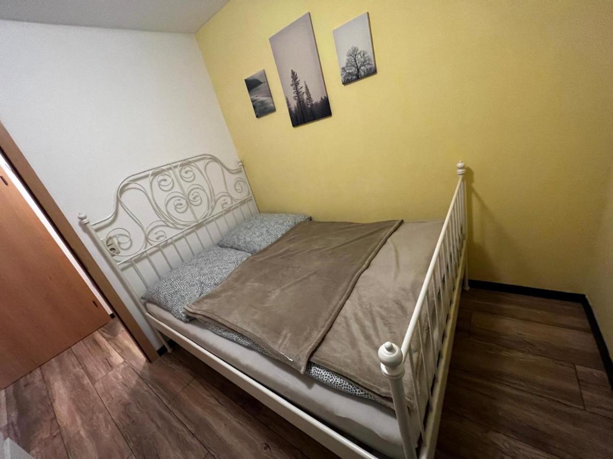 Ferienwohnungen Carlsfeld - B&B