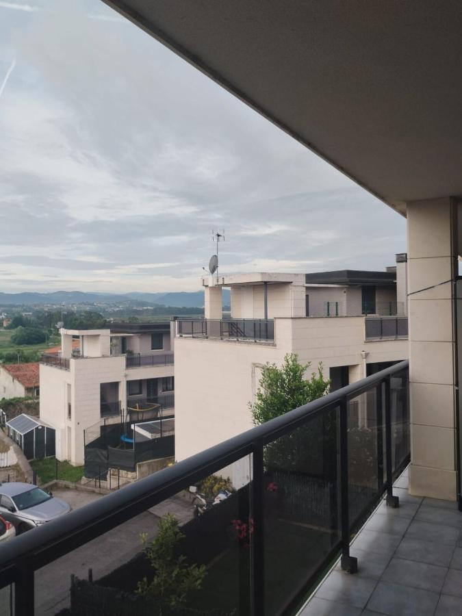 Quiet apartment in Cudón - B&B