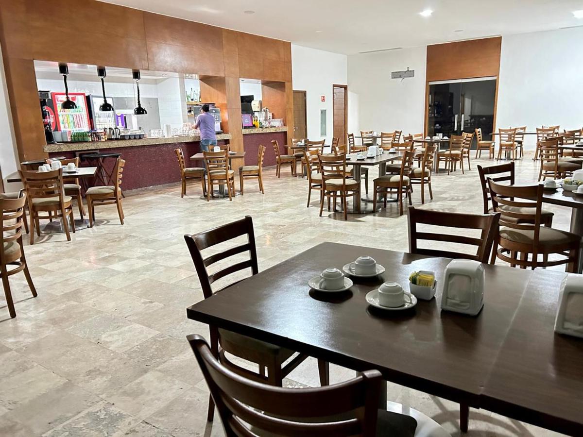 Departamento Mayan Lakes T6 - Albercas, club de playa, tenis, pádel y más - Chambres d'hôtes Acapulco