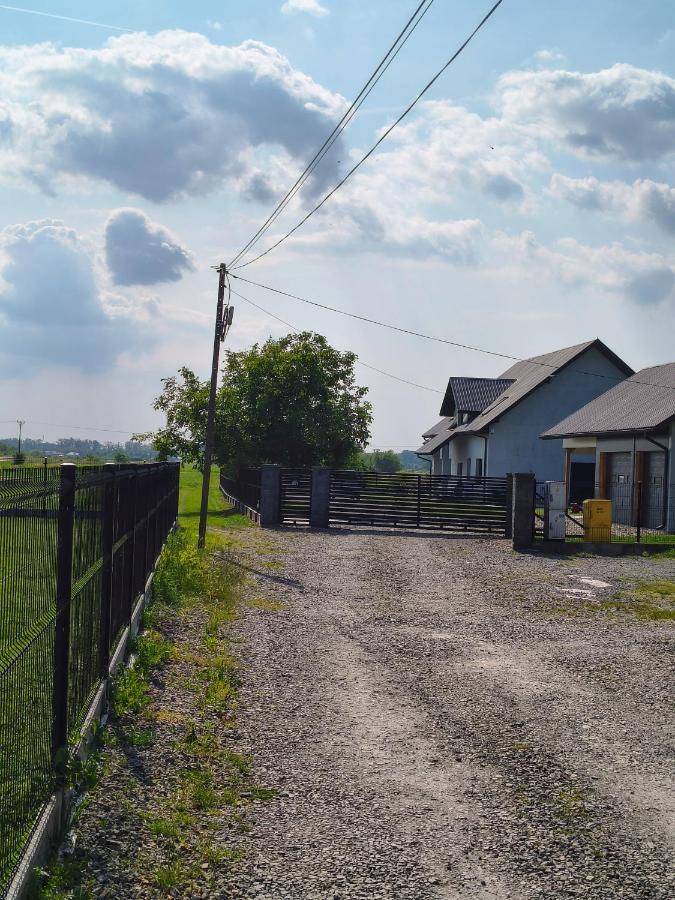Noclegi u Wilka - Bed and Breakfast Chorzelów