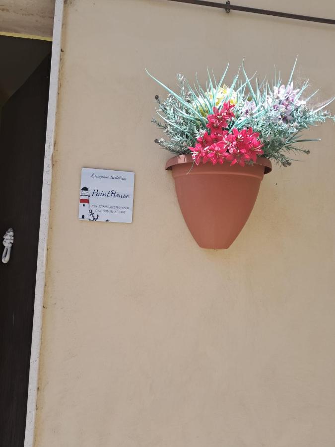 Paint House - B&B Imperia