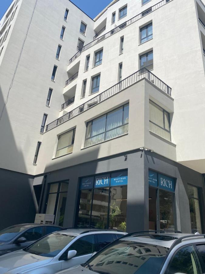 Elegant Flat x3 w Parking! - Chambres d’hôtes Vlora