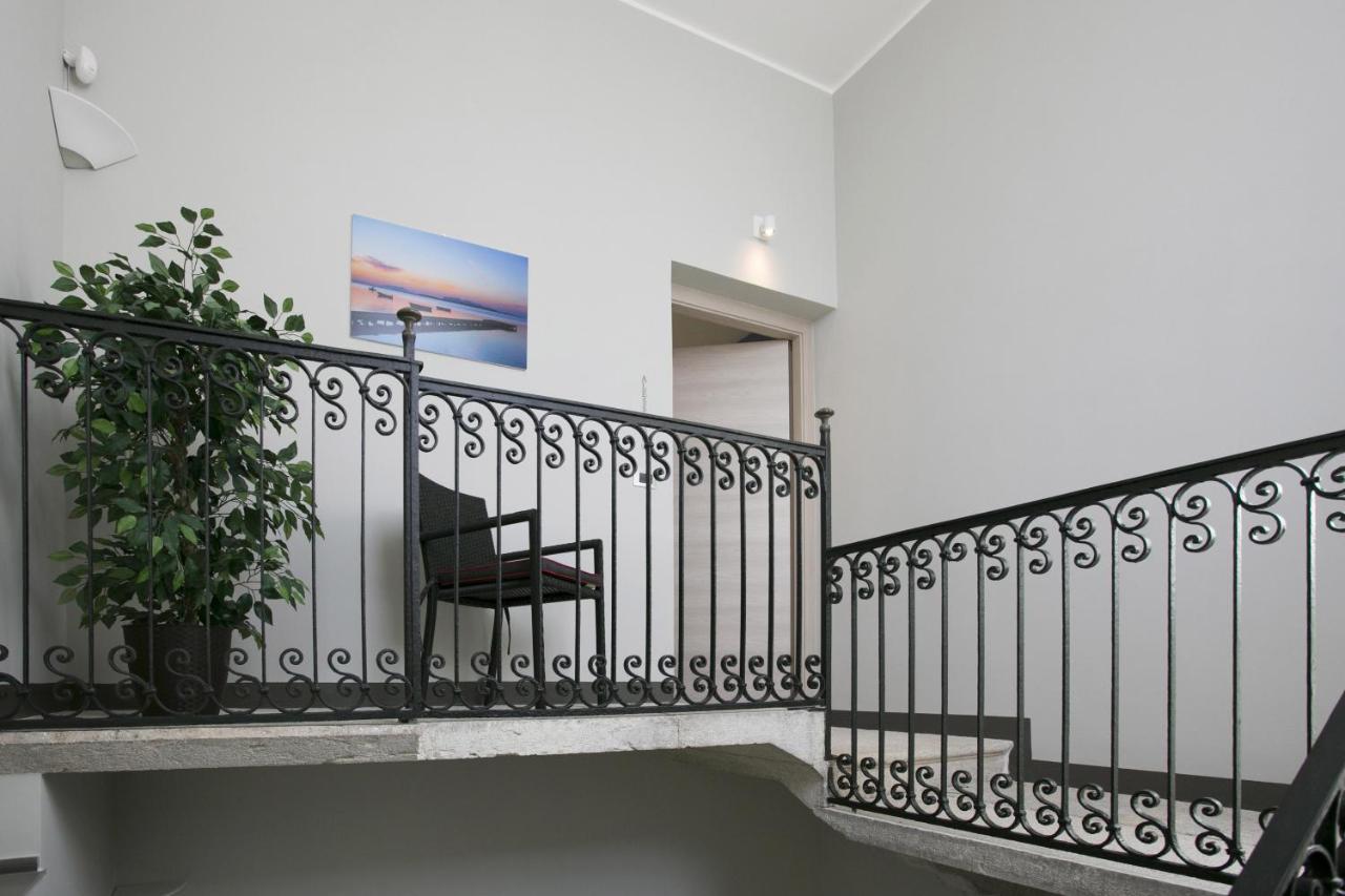 Deluxe Apartment with Balcony